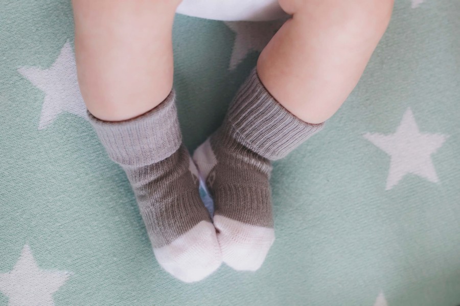 Skarpetki niemowlęce Stay-on-Socks, Grey / KipKep