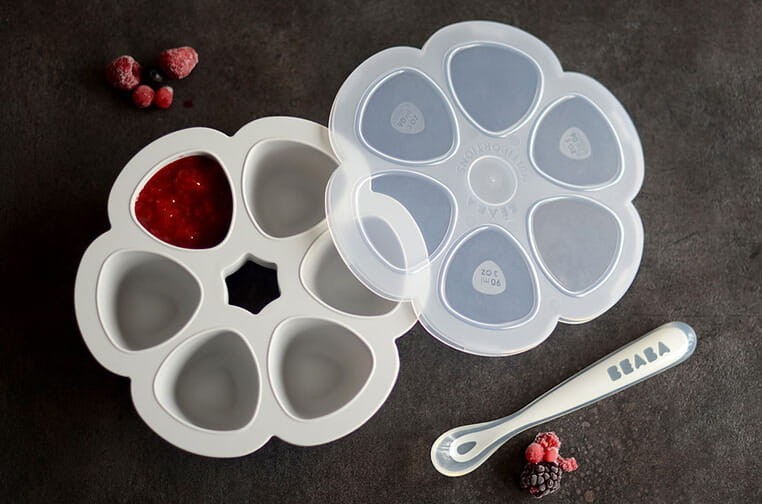 Silikonowy pojemnik do mrożenia 6 x 90 ml Light mist / Beaba