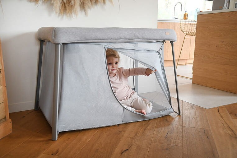 Łóżeczko turystyczne dwupoziomowe z funkcją kojca 3w1 Eazy sleep Heather grey, Pebble / Beaba