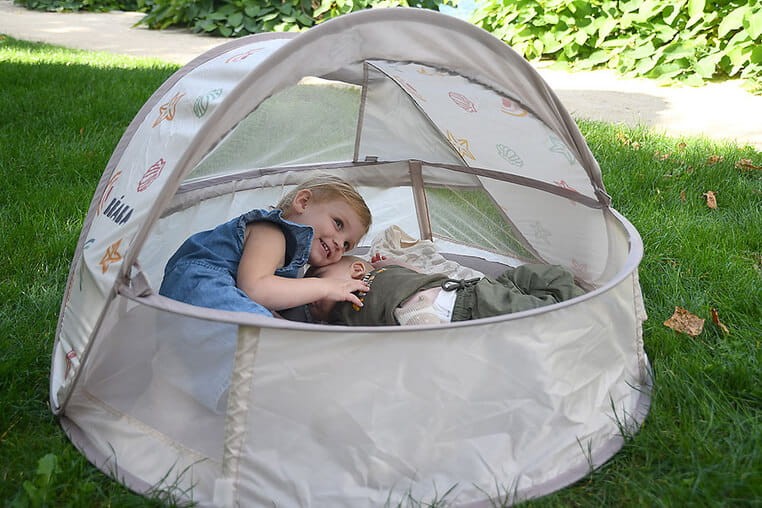 Namiot plażowy Breezynest UV / Beaba