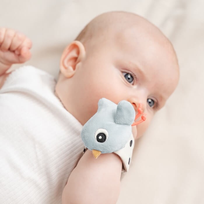 Zabawka na rączkę, 2 szt. - Happy Clouds Blue / Done by Deer