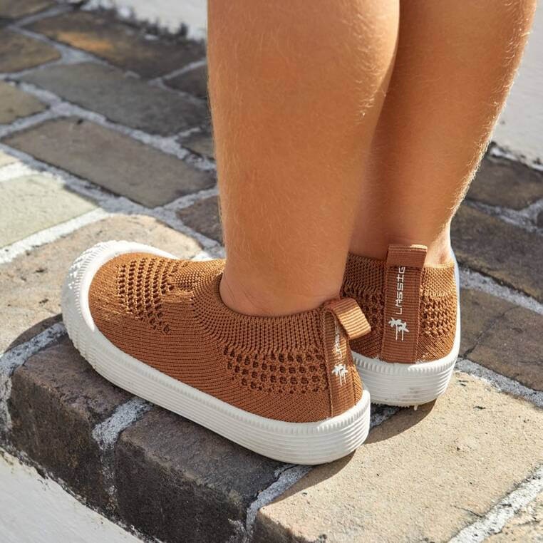 Ultrawygodne elastyczne trampki dziecięce z antypoślizgową podeszwą Splash & Fun caramel / Lassig