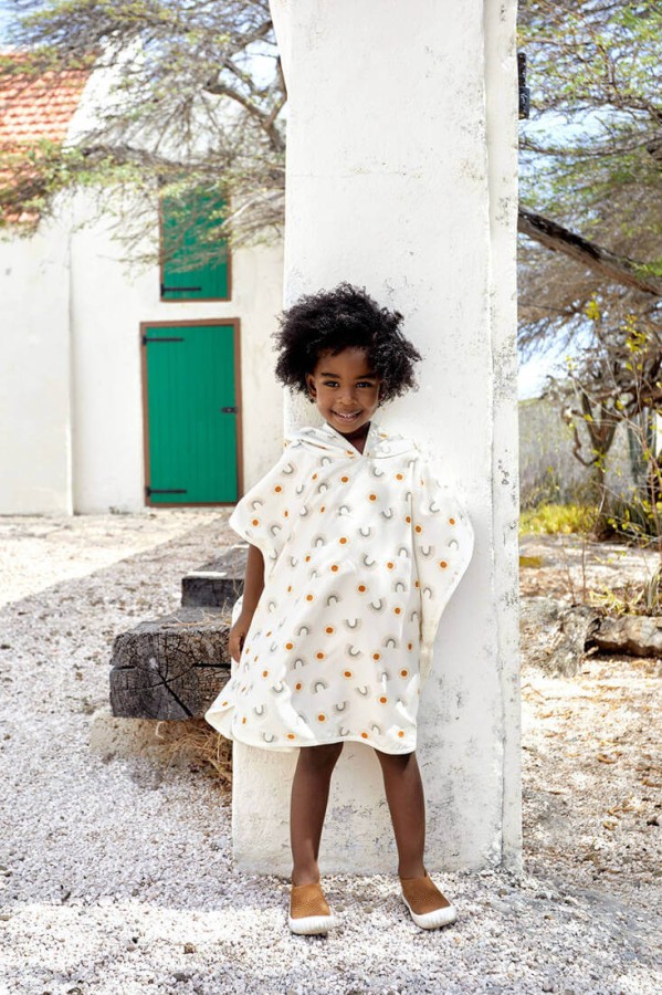 Ultrawygodne elastyczne trampki dziecięce z antypoślizgową podeszwą Splash & Fun caramel / Lassig