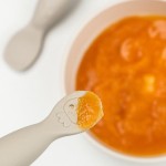 Zestaw łyżeczek do nauki jedzenia Tiny Farm Sand / Done by Deer