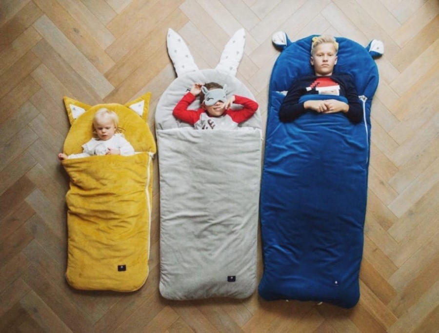 Śpiworek Sleepover Small 130x65 cm – Piaskowy lew / Kidspace
