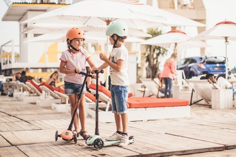 Kask S-M dla dzieci 3+ Peach kolekcja Icecream / Scootandride