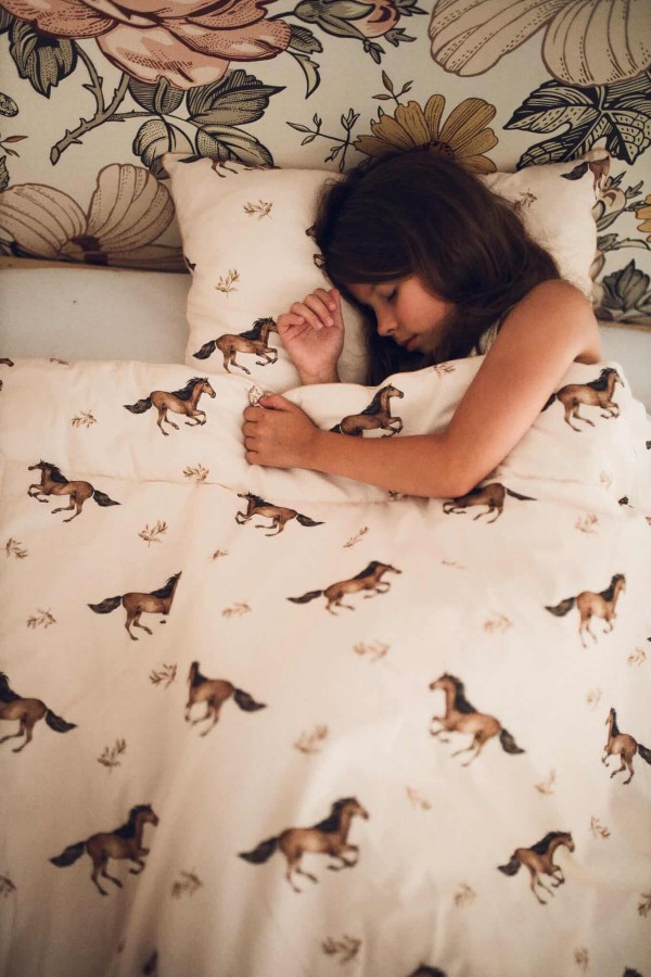 II GATUNEK: Pościel z wypełnieniem "L" Mustang / Samiboo