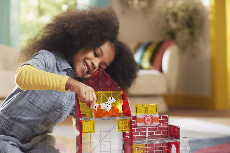 Klocki magnetyczne Remiza Strażacka 50 el. / Magna-Tiles