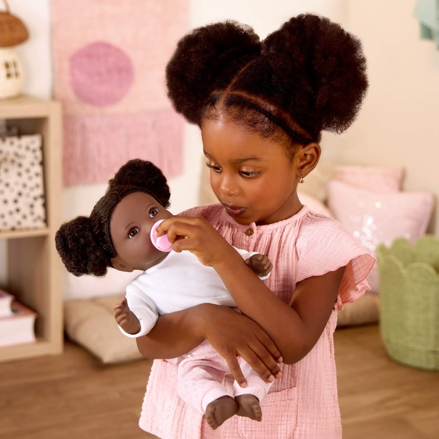 Lalka niemowlę z włosami i smoczkiem, w dwuczęściowym ubranku - ciemnoskóra brunetka / LullaBaby