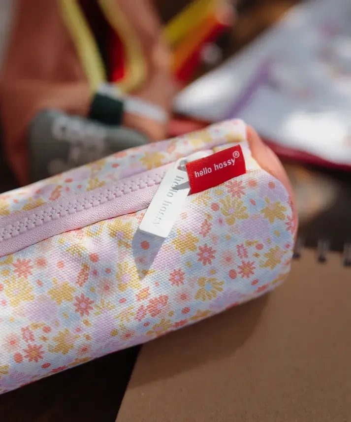 Piórnik Retro Flowers / Hello Hossy