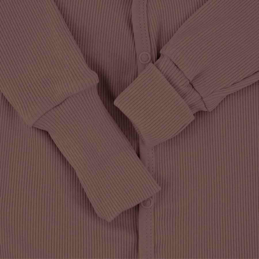 Rampers niemowlęcy z prążkowanej dzianiny z regulacją - Vintege Rose / Babysteps