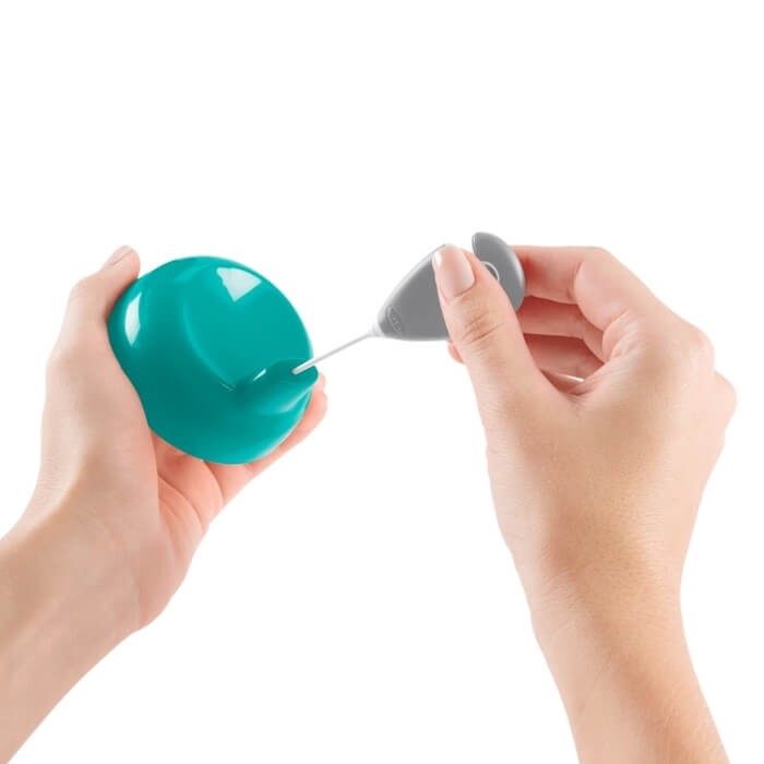 Suszarka do butelek z zestawem szczotek / OXO