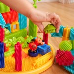 Jungle Adventure Bucket - klocki jeżyki w wiadrze - zestaw DŻUNGLA, 128 elementów / B.Toys