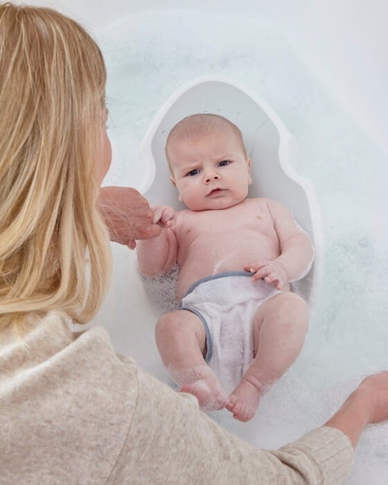 Leżaczek do kąpieli noworodka Pebble / Shnuggle Baby