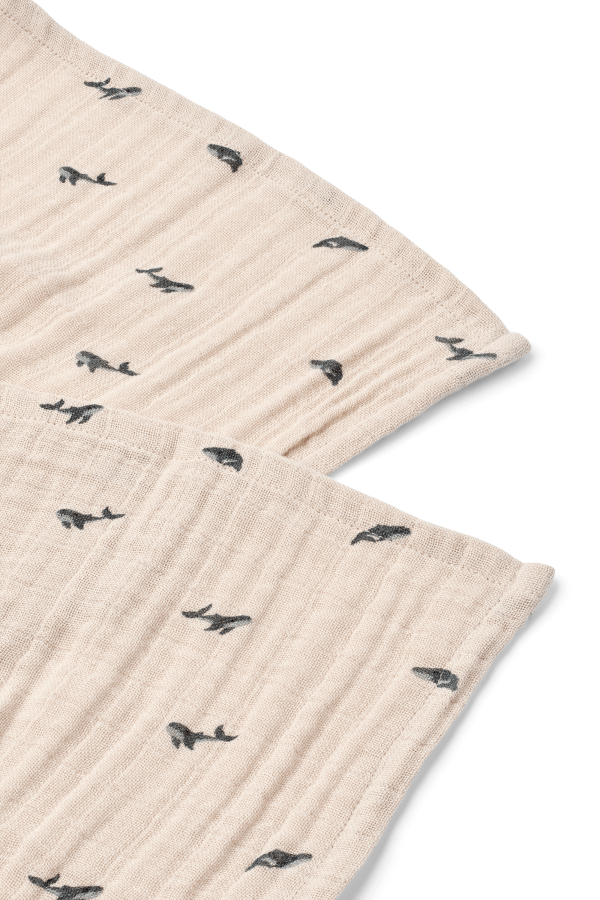 Chusteczki muślinowe Lewis, 2 szt. - Mini whale, Sandy / Liewood