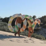 Gigantyczny dmuchany makaron Sorbet Stripe / Sunny Life