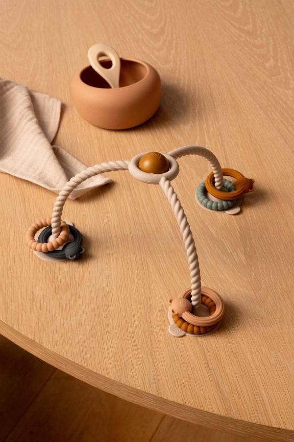 Zabawka sensoryczna z przyssawką Soren - sandy multi mix / Liewood