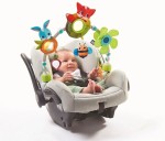 Łuk z zabawkami - Zabawa na łące / Tiny Love