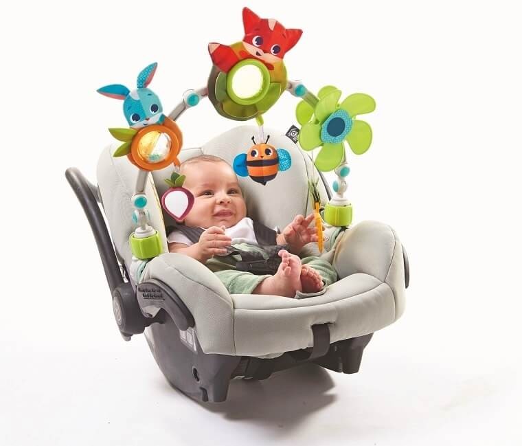 Łuk z zabawkami - Zabawa na łące / Tiny Love