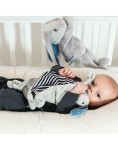 DouDou kocyk przytulanka - Króliczek Felek / Whisbear