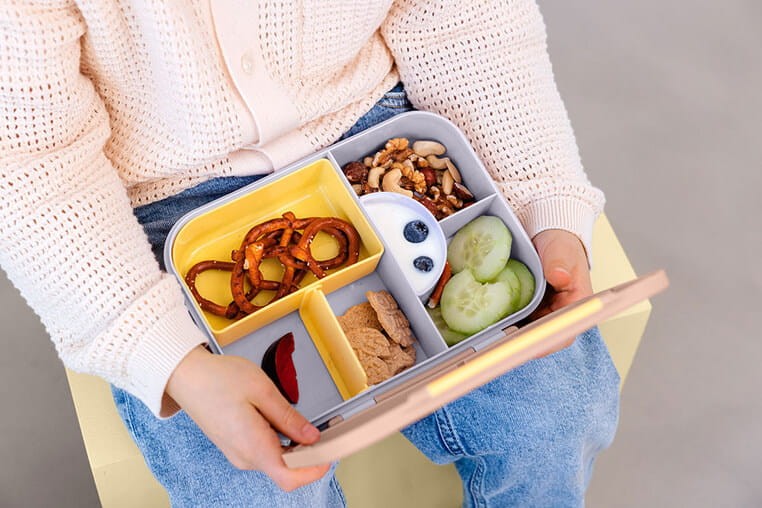 Lunchbox Bento z przegródkami Pattern Party rose & lilac / Lassig