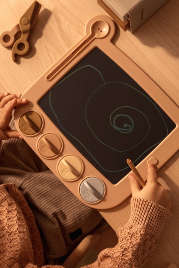 Magiczna tablica do rysowania Venzora z pieczątkami - pale tuscany mutli mix / Liewood