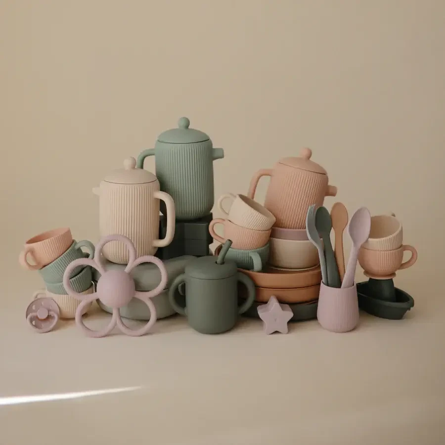 Silikonowa zastawa do herbatki - Shifting Sand / Mushie