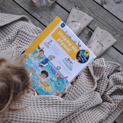 Uczymy się pływać / Wydawnictwo SAM