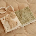 Książeczka aktywizująca Newborn Naturals / Little Dutch