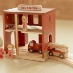 Drewniana remiza strażacka / Little Dutch