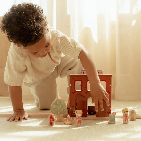 Drewniana remiza strażacka / Little Dutch