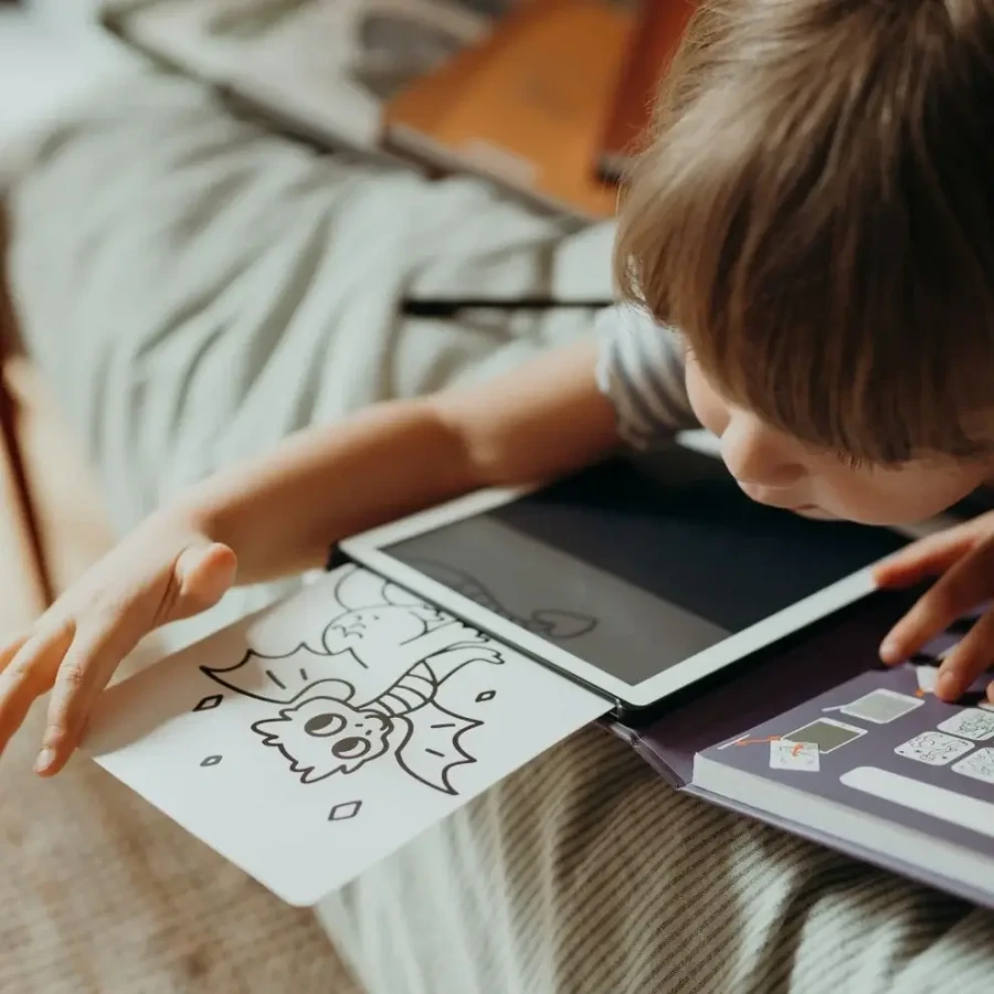 Tablet graficzny z szablonami do rysowania KIDYDRAW-MINI - princess / Kidywolf