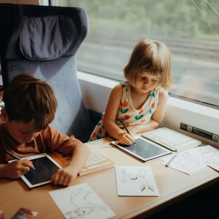 Tablet graficzny z szablonami do rysowania KIDYDRAW-MINI - princess / Kidywolf