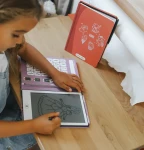 Tablet graficzny z szablonami do rysowania KIDYDRAW-MINI - princess / Kidywolf