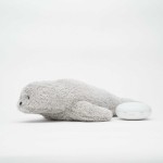 Moonie Organic - szumiąca foka z lampką - GREY