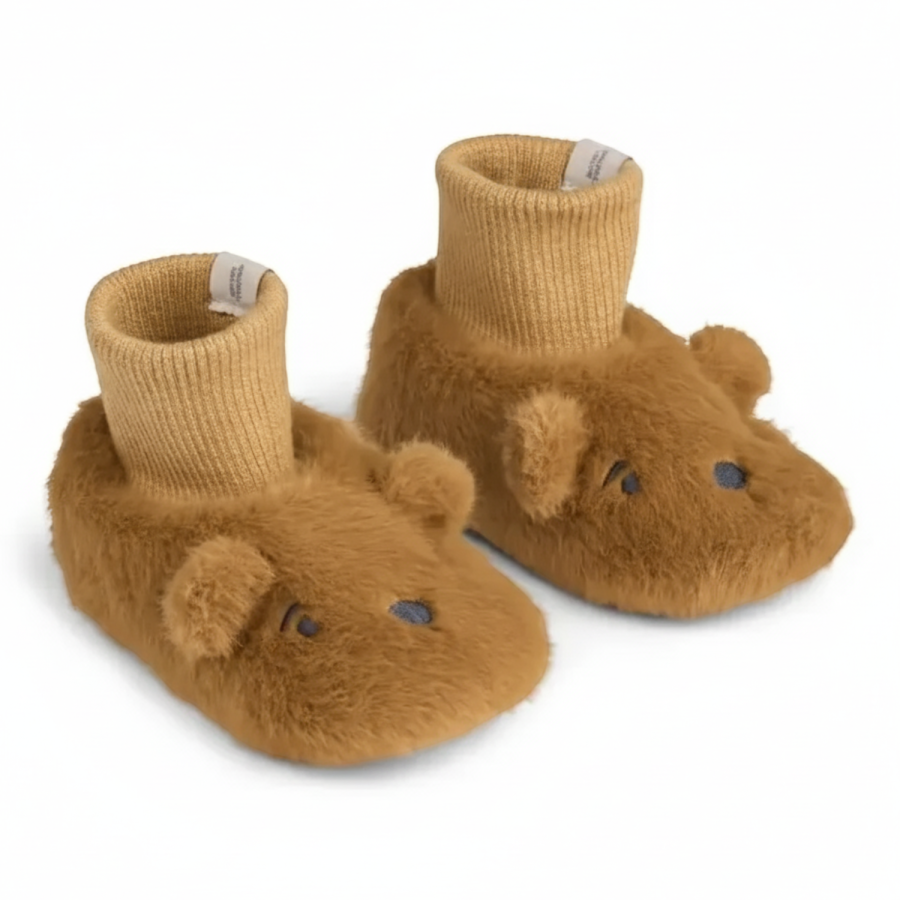 Pluszowe kapcie miś Beth - golden caramel / Liewood