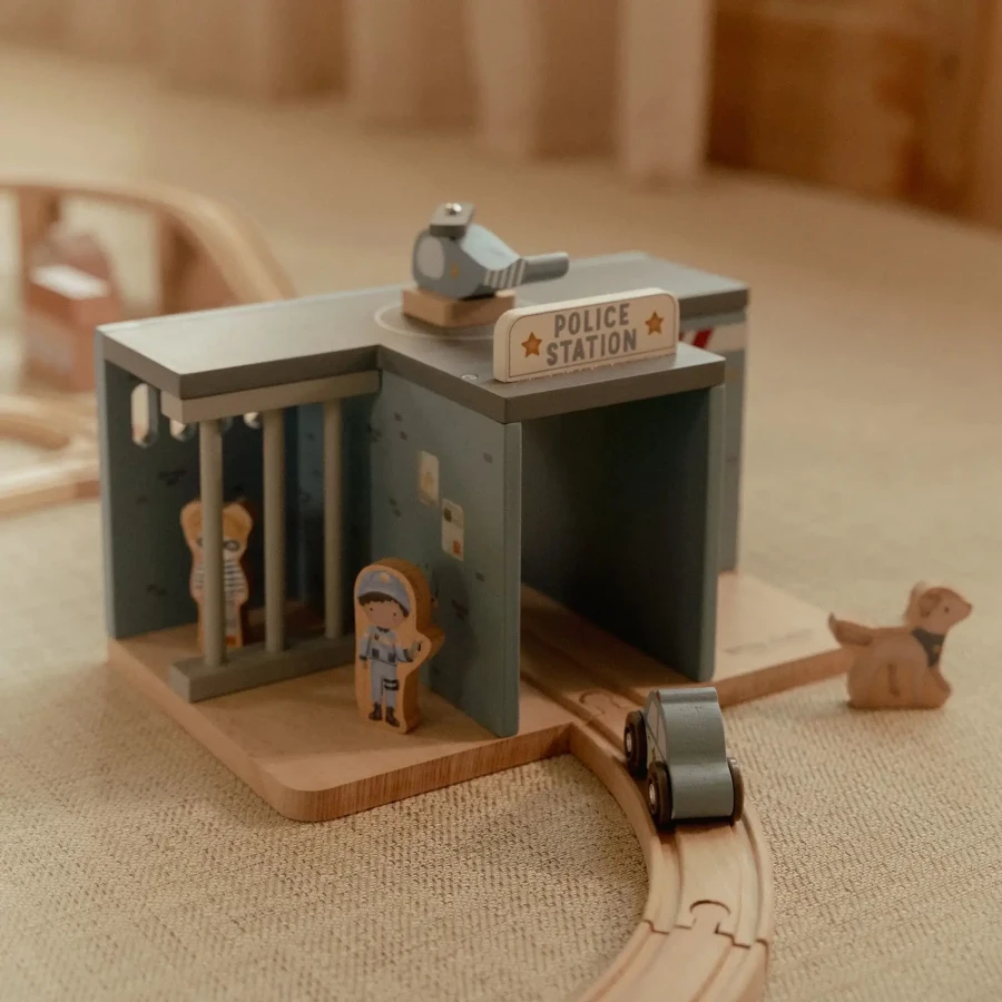 Posterunek policji FSC / Little Dutch