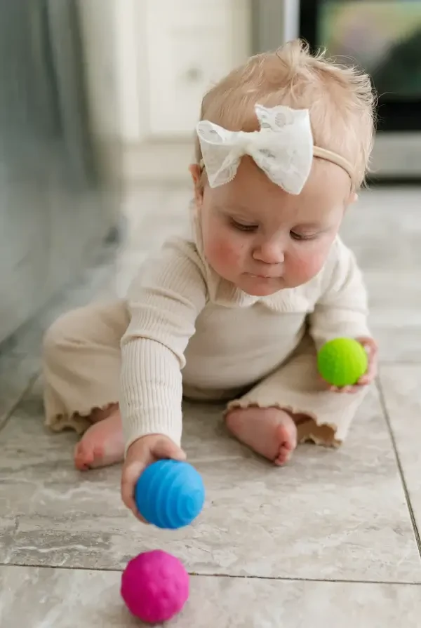 Wooshlz - sensoryczne piłeczki do kąpieli / Mobi