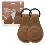Klipsy magnetyczne z metalową zawieszką do wózka i fotelika, zestaw 2 szt. - brązowe / SIPO