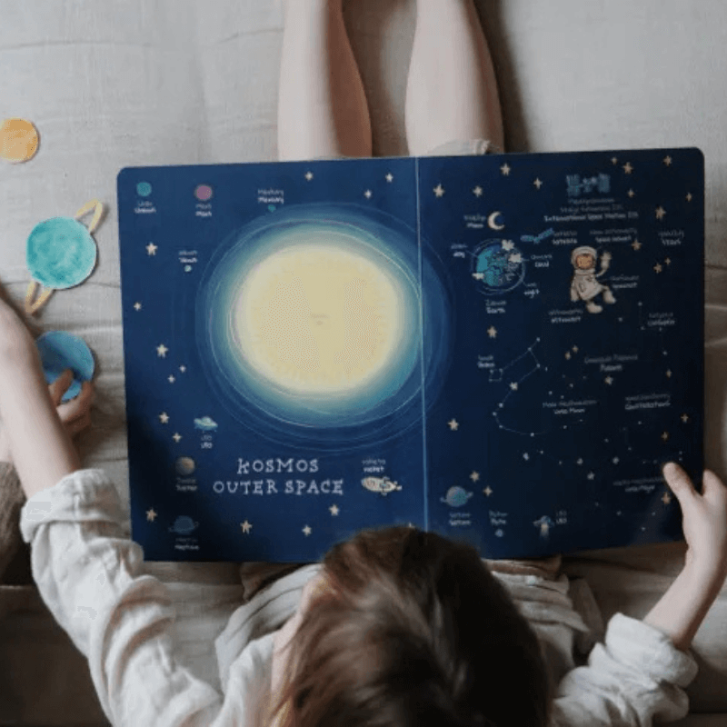 Słownik obrazkowy. W domu i na dworze / Wydawnictwo SAM