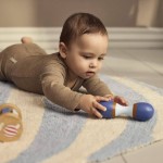 Drewniane zabawki sensoryczne w walizce / Filibabba 