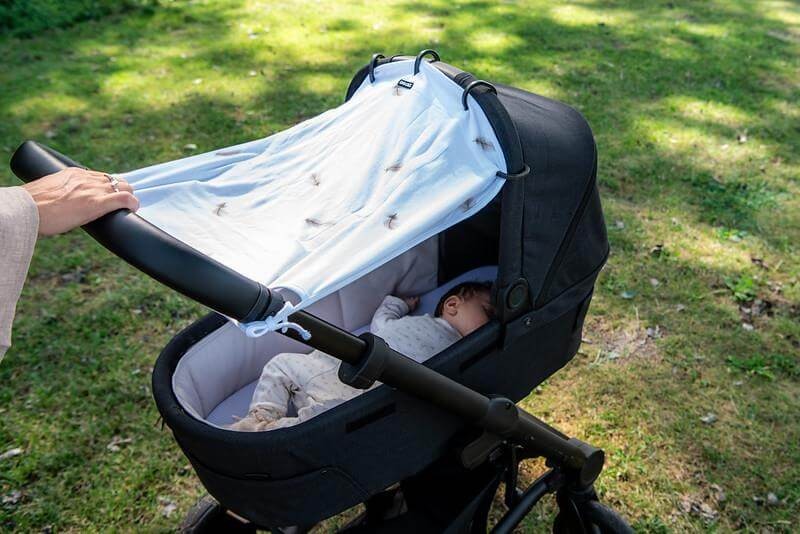 Uniwersalna osłonka do wózka i fotelika Feather / Dooky