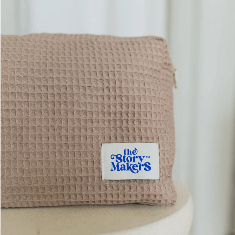 Kosmetyczka waflowa z zatrzaskiem Brąz / The Story Makers