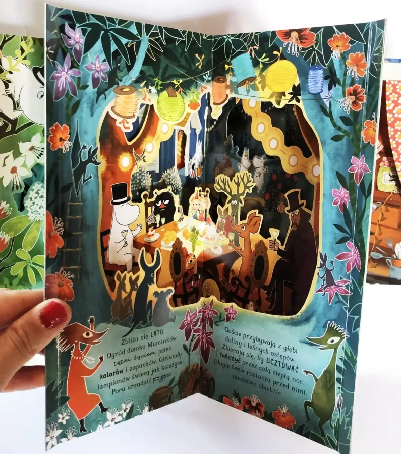 Rok w Dolinie Muminków. Karuzela pop-up / HarperKids