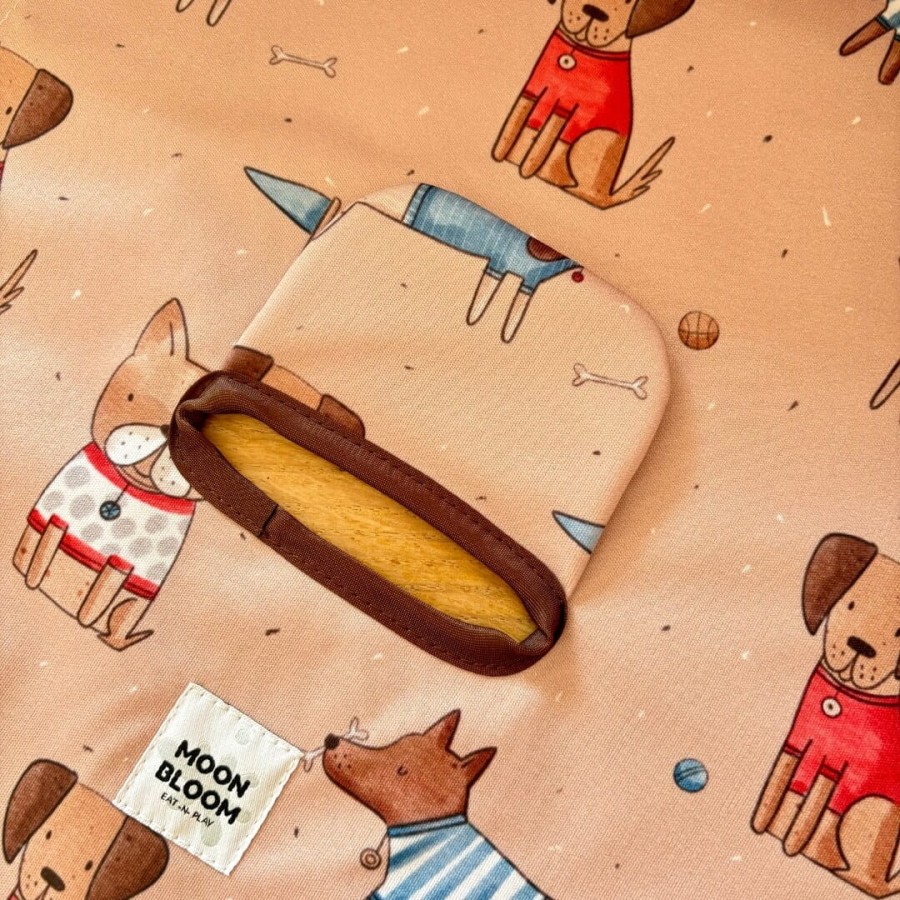 Wodoodporna podkładka do fotelika Happy Puppy / Moon Bloom