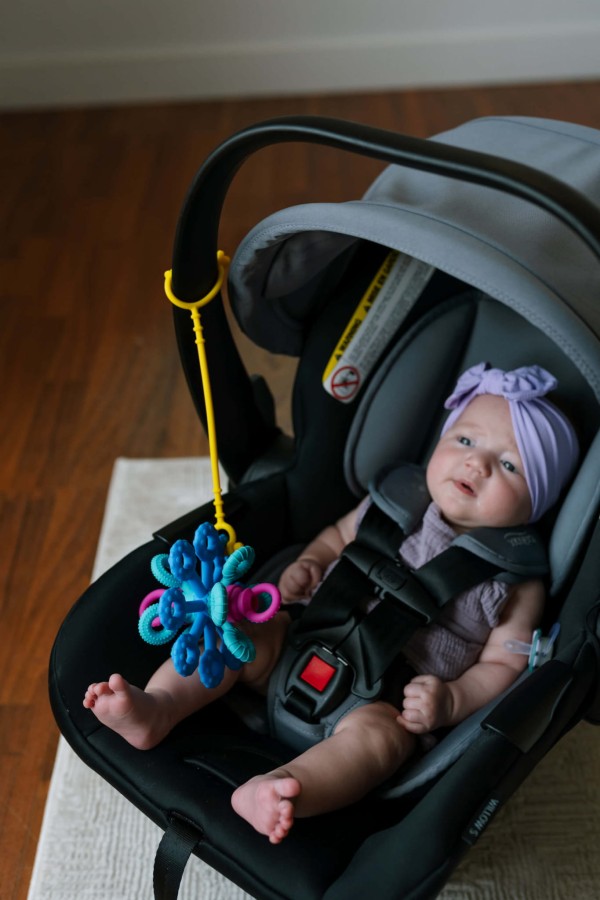 Gwiazdka Okee. Zabawka Sensoryczna / Mobi