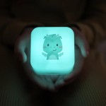 Przenośna lampka nocna świecąca kostka - Smok Drake / Cloud b