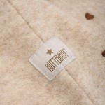 Kominiarka z serduszkami - sand melange / HUTTEliHUT