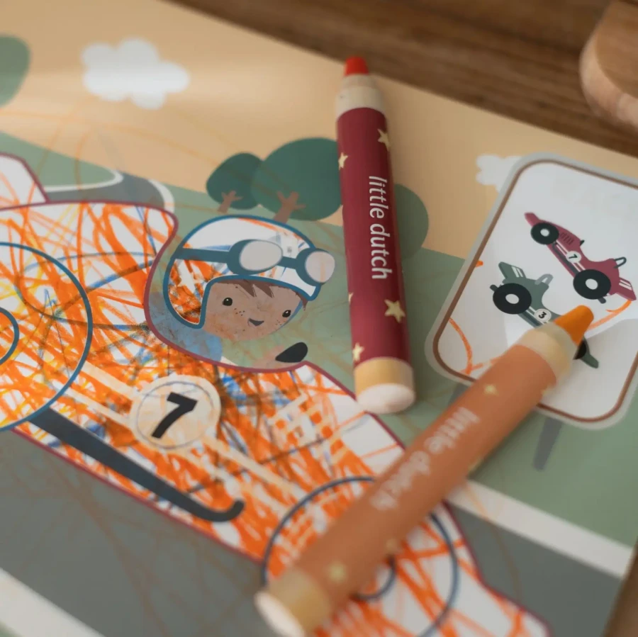 Kreatywny zeszyt z kredkami Jim & Friends / Little Dutch