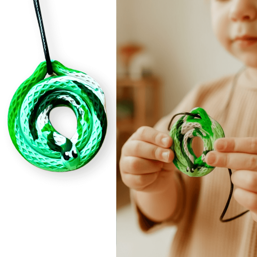 Gryzak terapeutyczny, antystresowy naszyjnik - Leśny Wąż / Jellystone